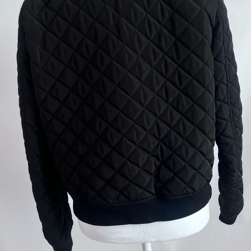 Levi’s trendy, diamond, quilted bomber jacket, women’s black size medium - Picture 2 of 14
